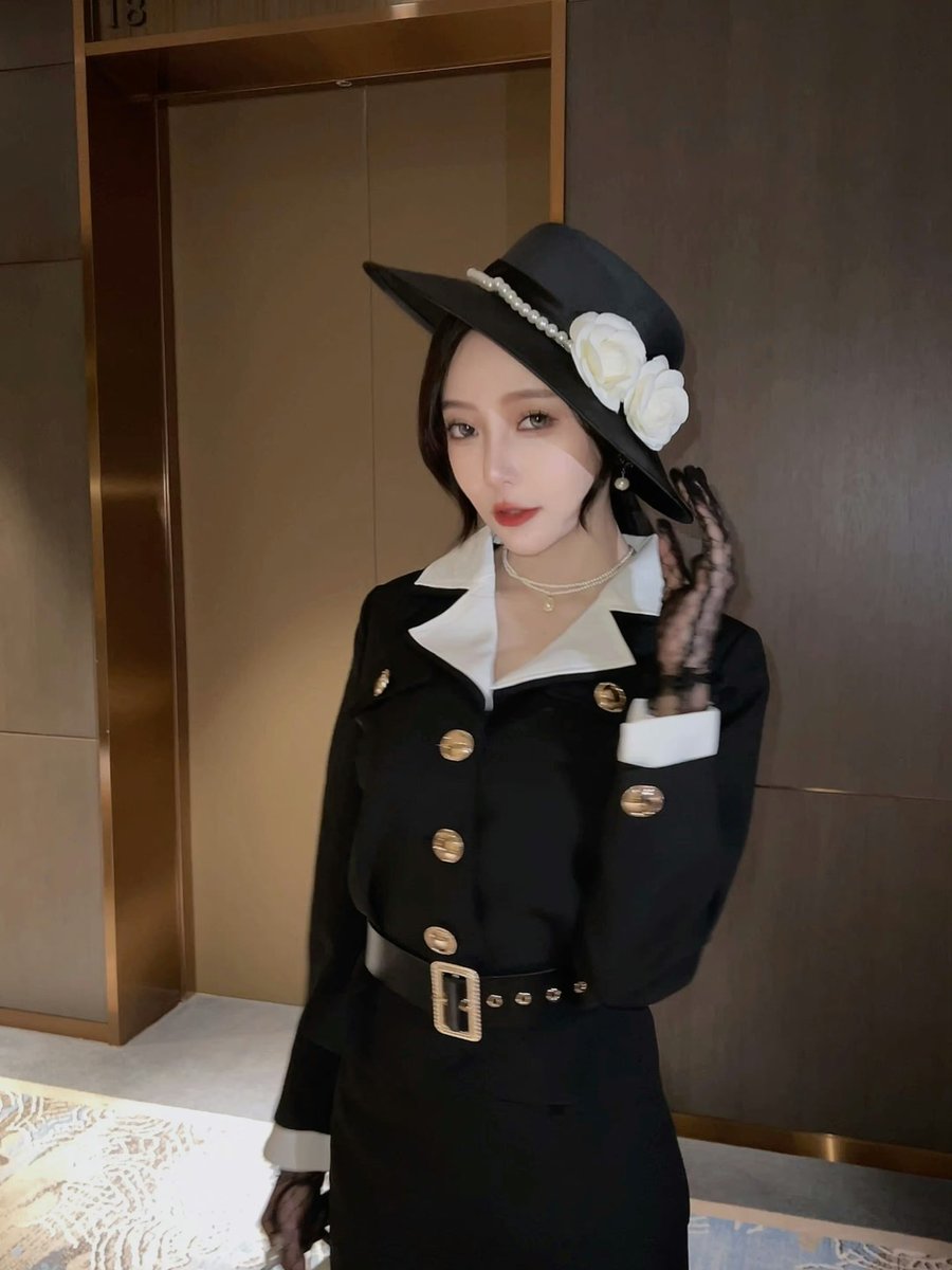 天生的尤物从不欲擒故纵 https://t.co/5XuXeHmi1L