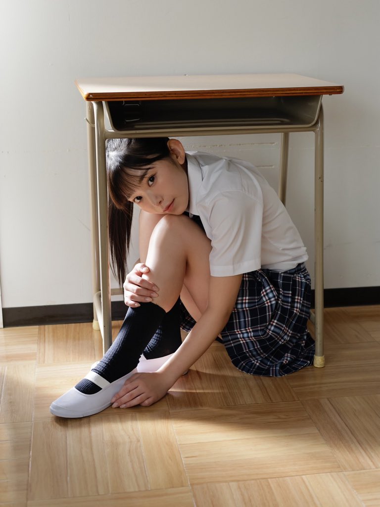 ミスiD2016の頃からからお世話になっている青山裕企さん📸のスクールガール・コンプレックスのコラボ撮影をさせていただきました✨大ファンなので嬉しすぎる神イベでした！！！
30歳初制服！
ぜひ記事ご覧ください🫶
♡https://t.co/y3kl0EnQMq
♡https://t.co/z2wEvR4Vm8 https://t.co/gvkkjF5Z7e