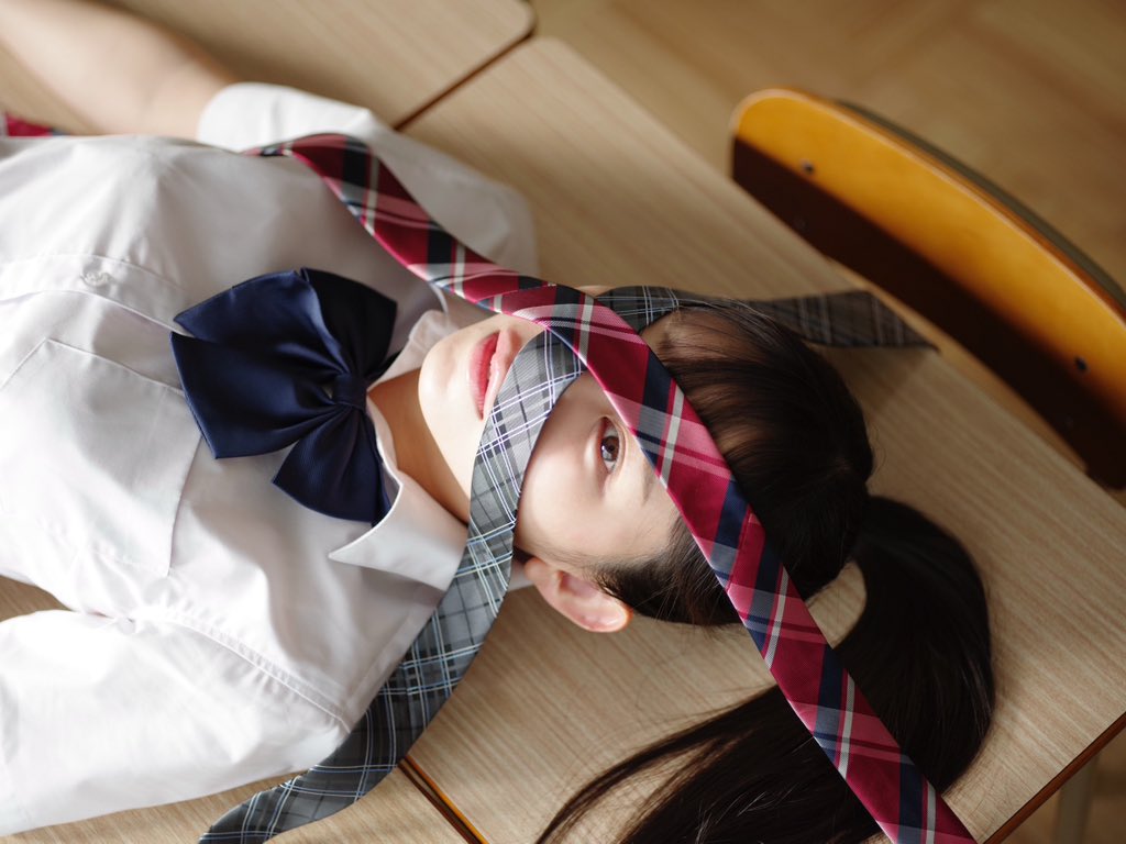 ミスiD2016の頃からからお世話になっている青山裕企さん📸のスクールガール・コンプレックスのコラボ撮影をさせていただきました✨大ファンなので嬉しすぎる神イベでした！！！
30歳初制服！
ぜひ記事ご覧ください🫶
♡https://t.co/y3kl0EnQMq
♡https://t.co/z2wEvR4Vm8 https://t.co/gvkkjF5Z7e