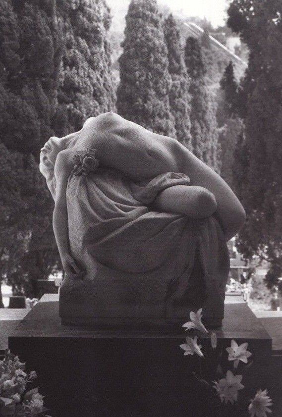 Mourning Monumental Cemetery of Staglieno. https://t.co/vVTc4bTxHH