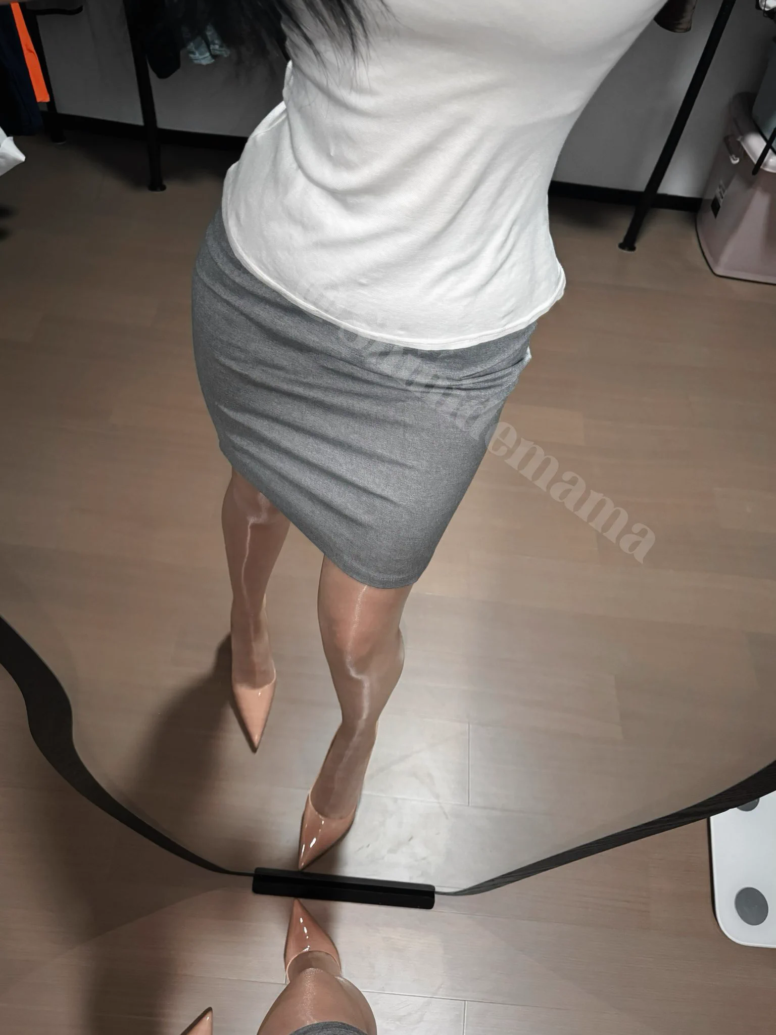 每天抱着娅娅的原味入睡 会不会做春梦啊
#原味丝袜 #原味定制 
@Xiaoxiaofoer 
@MitsumeDoji 
@ToukaYuan https://t.co/8L9YV9FMAX