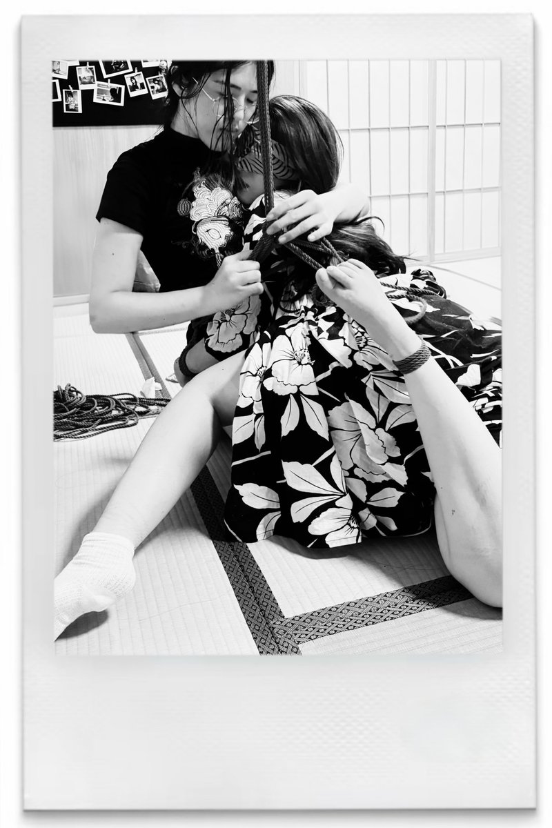 很怀念那天你的温柔
和裹挟在里面的小小恶作剧

rope:@YayaYohji 
model:me https://t.co/HpEM0PkRic