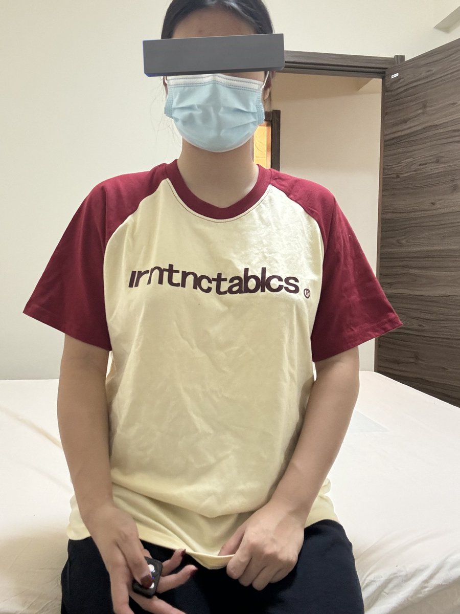 怎么过门槛？
私信我发支付宝口令红包喔，不懂怎么发的可以百度，过门后不方便加微信的也可以自己选择一个接收福利的方法。

过门槛后都是无码高清，眼睛也无码，还有很多这里看不到的户外紫薇等等的照片视频

我的反差日记(86)
@ToBulaer 
@ToBulma 
@KawasawaSen 
@BulmaList

#反差 #反差女大学生 https://t.co/lVZVSHIxUr