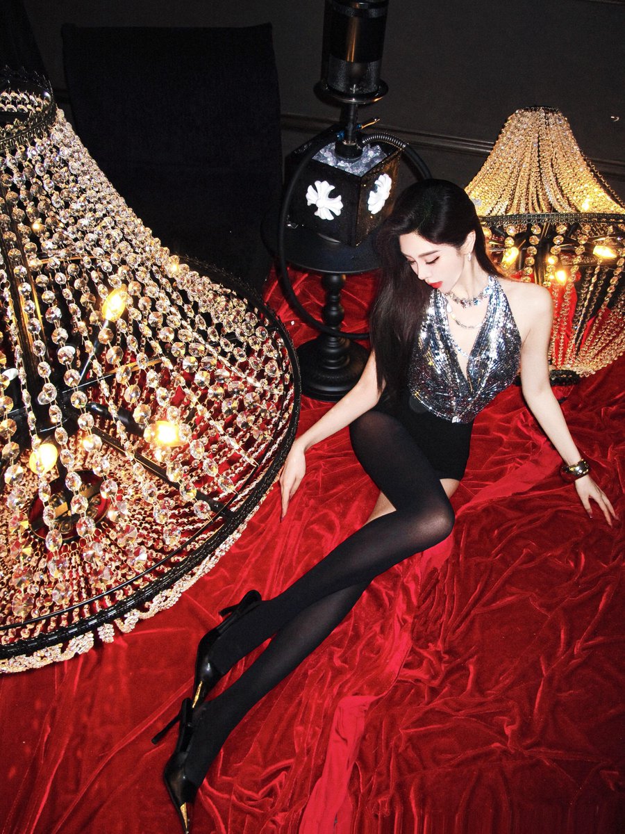 是不是应该说教师节快乐 https://t.co/3TehTVp6SN