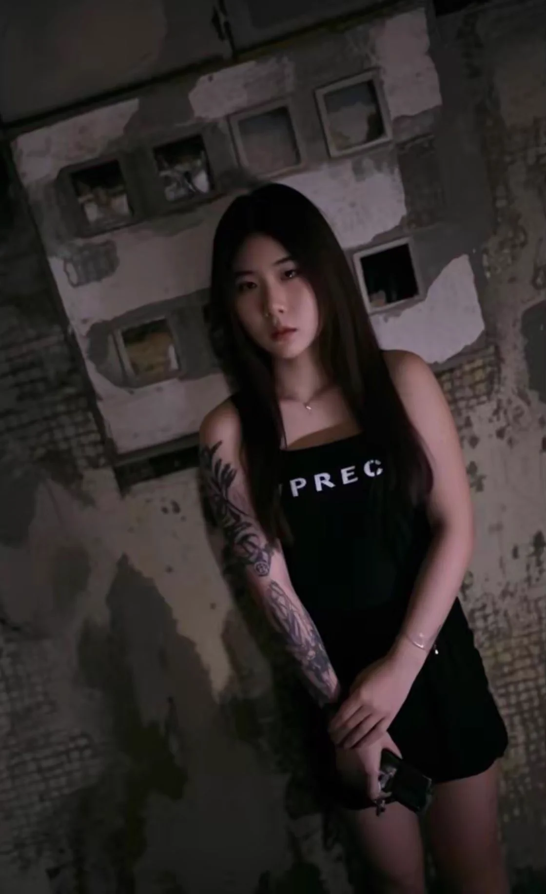 #深圳 #福田 #站街 #扫街 
福田村贝底田坊的巷子里，以前是比较多的。现在偶尔十点以后有几个，但也需要在小巷子逛逛，有时会碰到搭讪拉客的，质量靠自己碰，单次2张 站街纯卖的。 https://t.co/kf7EedYE3v