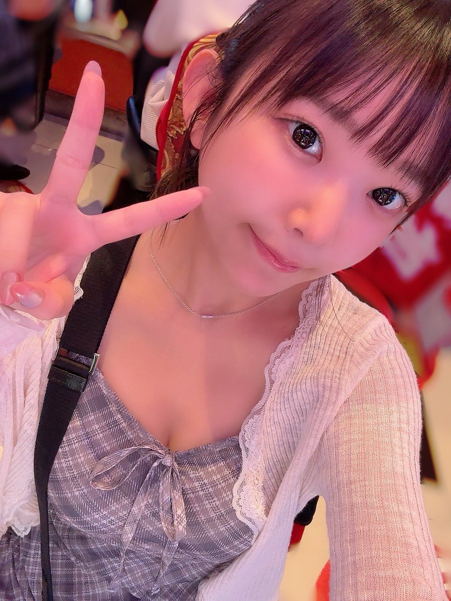 朝から早速ありがとうございます！
東リベ初打ちです！
お昼は12:30から1時間いただきます✨
よろしくお願いします💪
#pr https://t.co/nQx4glwC7k