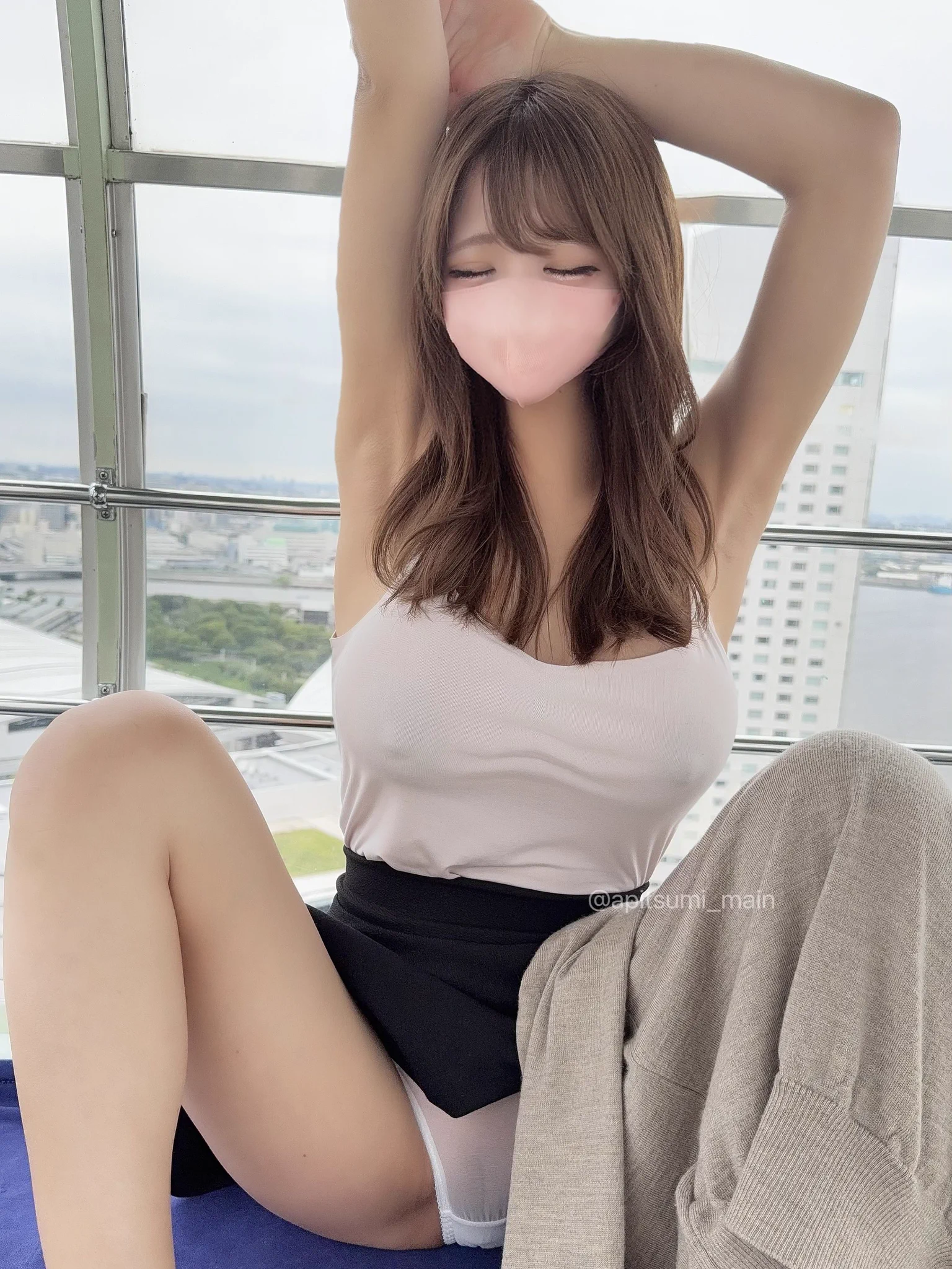 この脇で何回抜く？ https://t.co/Upg5VlxCOm