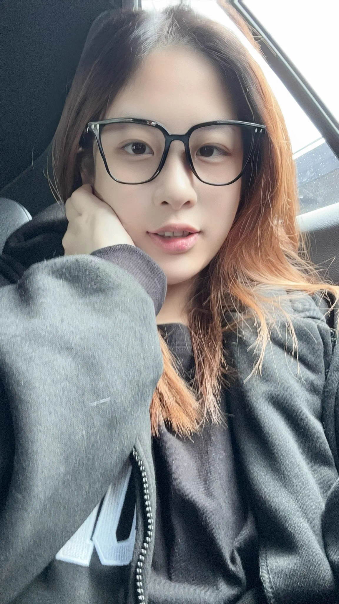 連假第二天
有人這時間醒了嘛！🤪 https://t.co/u39mDymchD