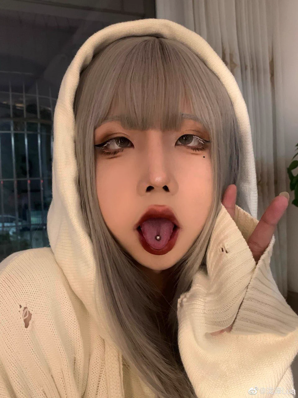 你说想看阿黑颜🖤 https://t.co/pAhOq6EwnD
