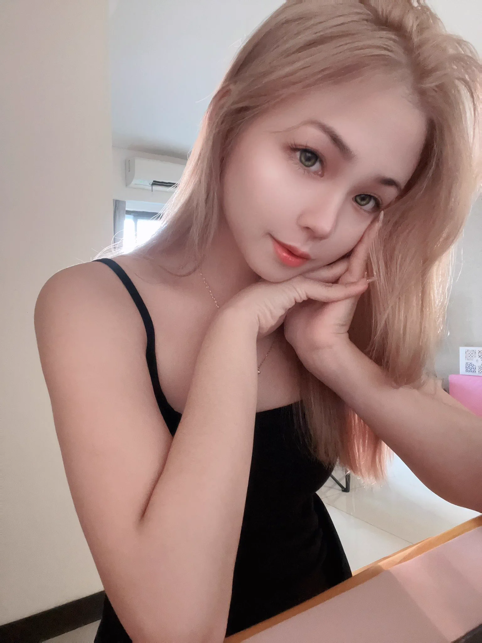單男限定✨ 開福利囉！
9/30（二）晚上8:00 地點：台中
姊妹烤肉聚會
單男具備條件：
會烤肉、可喝酒、可接受被姊妹騷擾👍

單男參與方式：（給姊妹挑）
私訊我 身高、體重、生活照2-4張
🈲小頭照 （因為用不到）
✅有腹肌可以拍但不要奇怪詭異！
#中秋烤肉 #清新局 #台中 https://t.co/41gQ1AR2Jl
