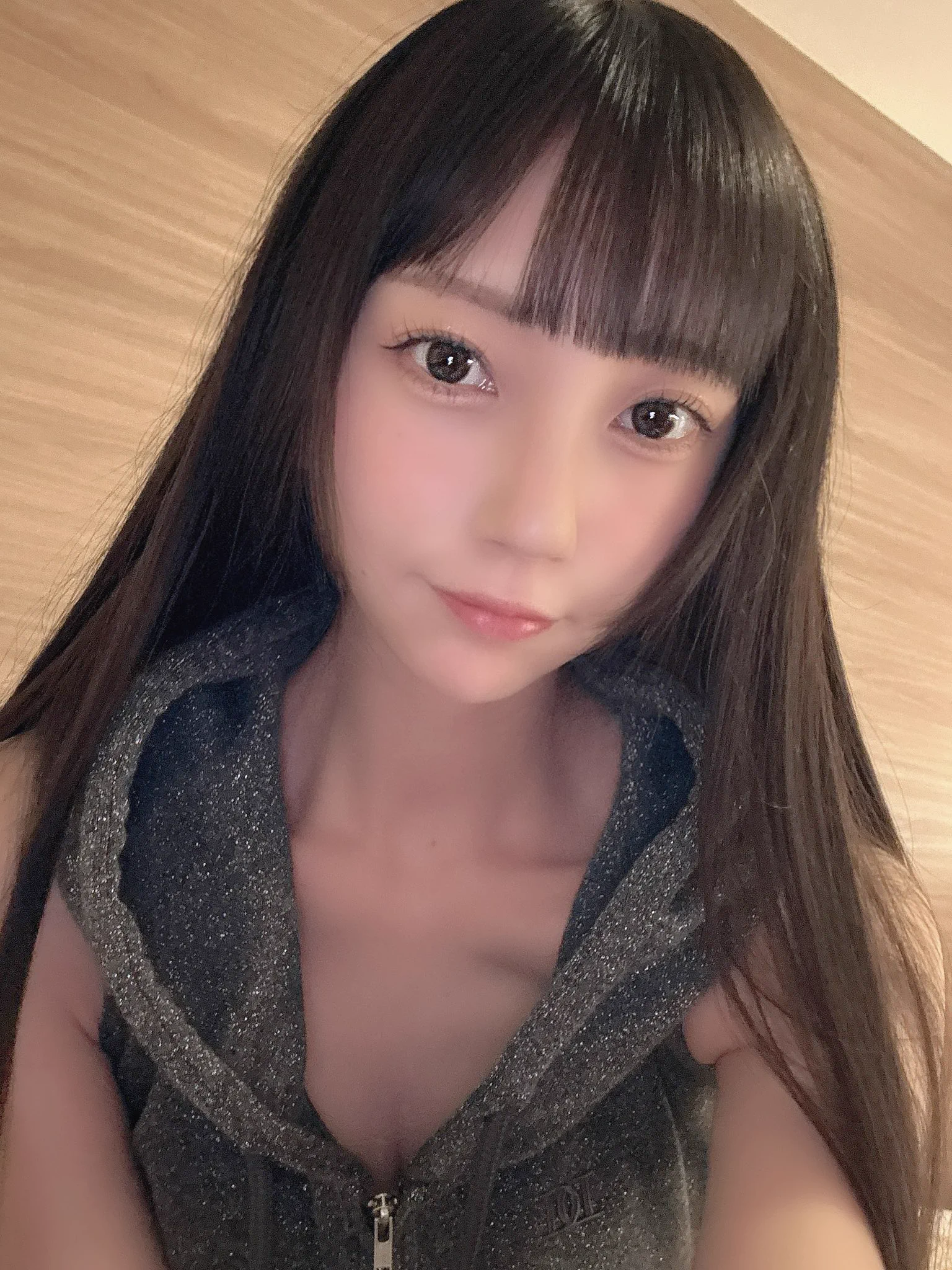 夏風邪と撮影で喉が壊れてしまったから
しばらく静かにして過ごすんだ🤐笑 https://t.co/BCv9mehIYS