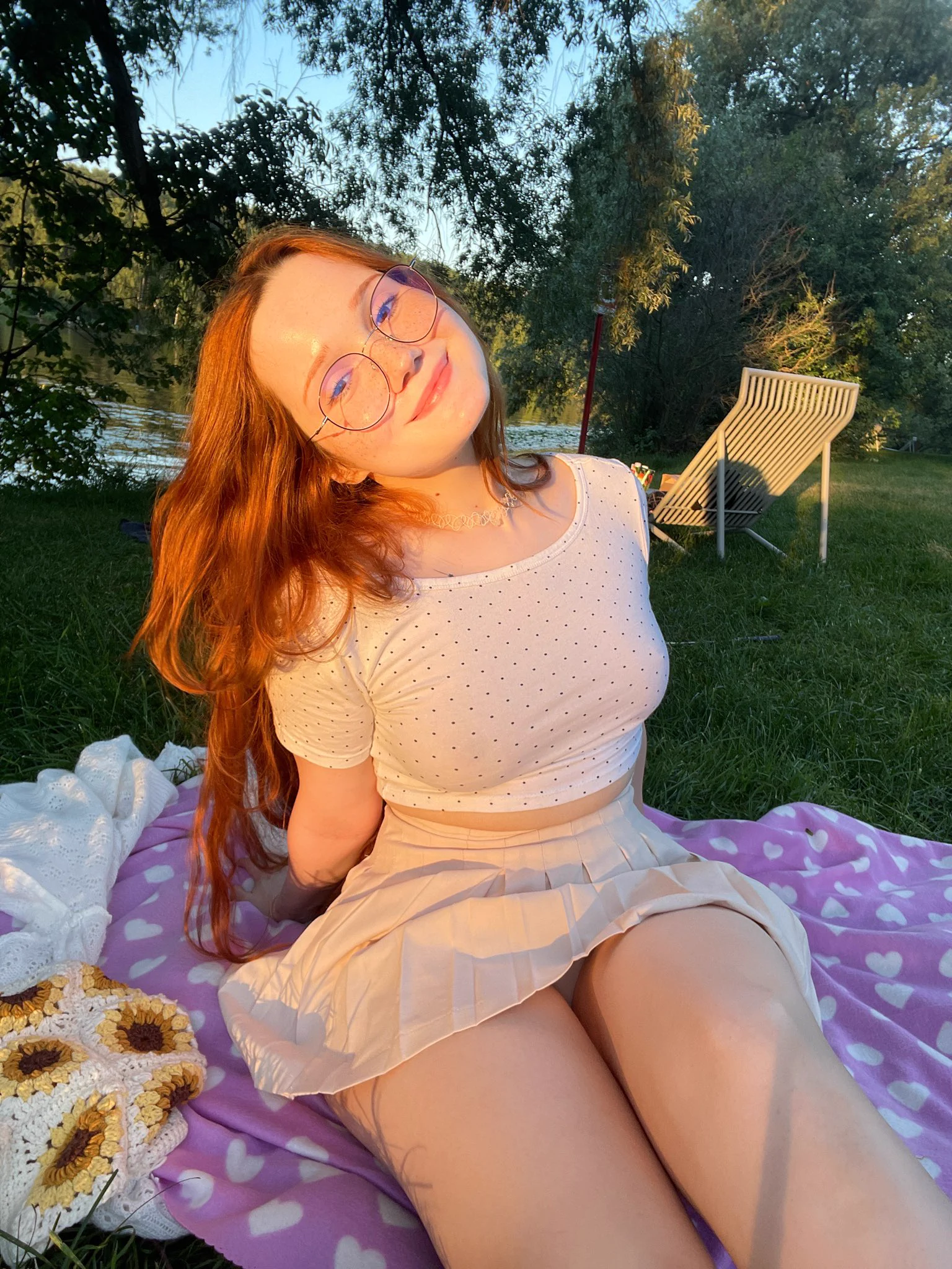 Me on our first date 🤍🧺☺️ https://t.co/WGT0zCDVFp