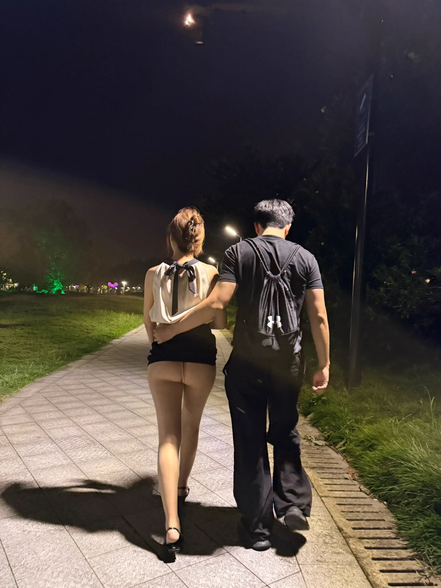 老婆要给我带绿帽了，当着我的面，牛牛要炸了 https://t.co/iFklonmsxr