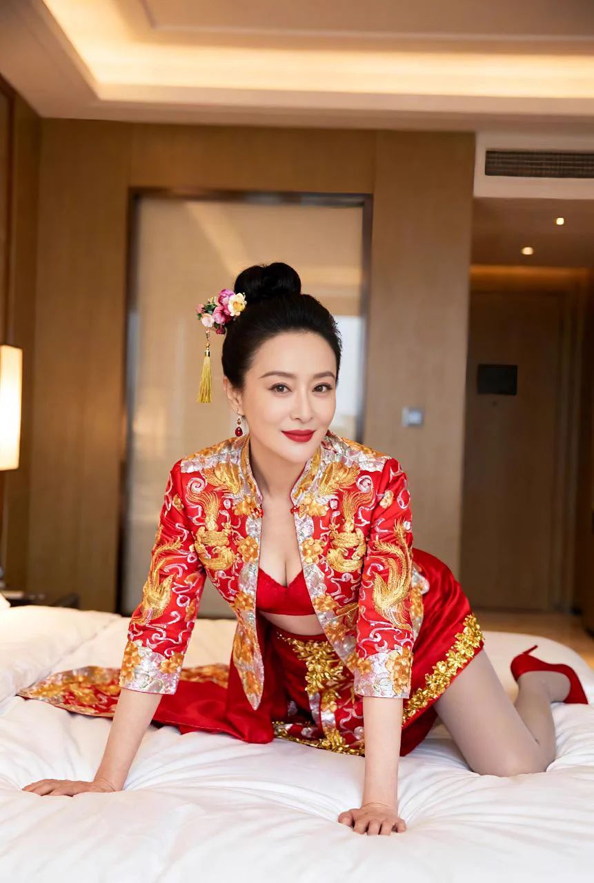 50岁的阿姨你愿意娶吗？ https://t.co/zpddk2OxZj