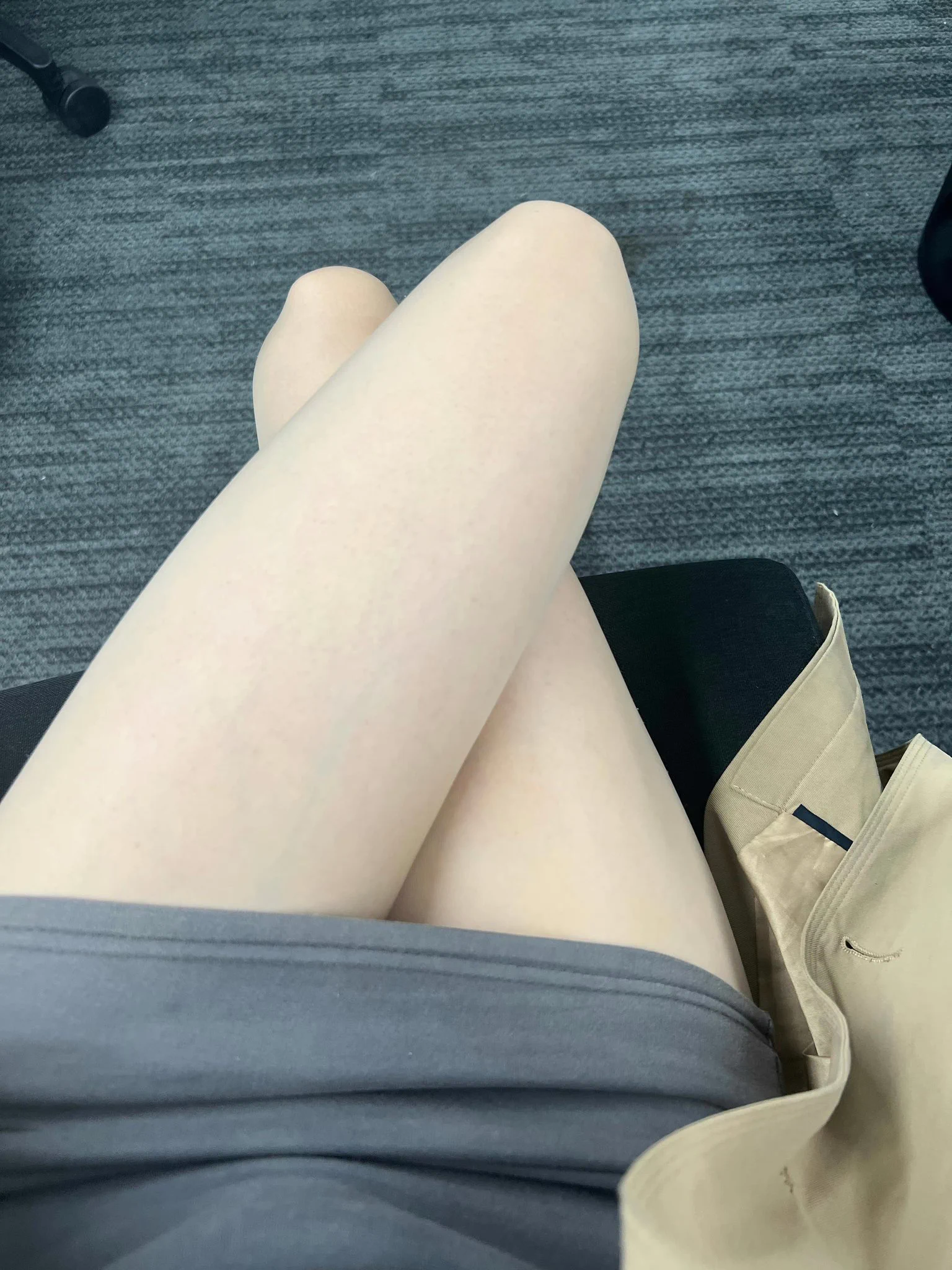 秋天来了，夏季薄袜子清仓，买一送一 https://t.co/x9P6gCNMp3