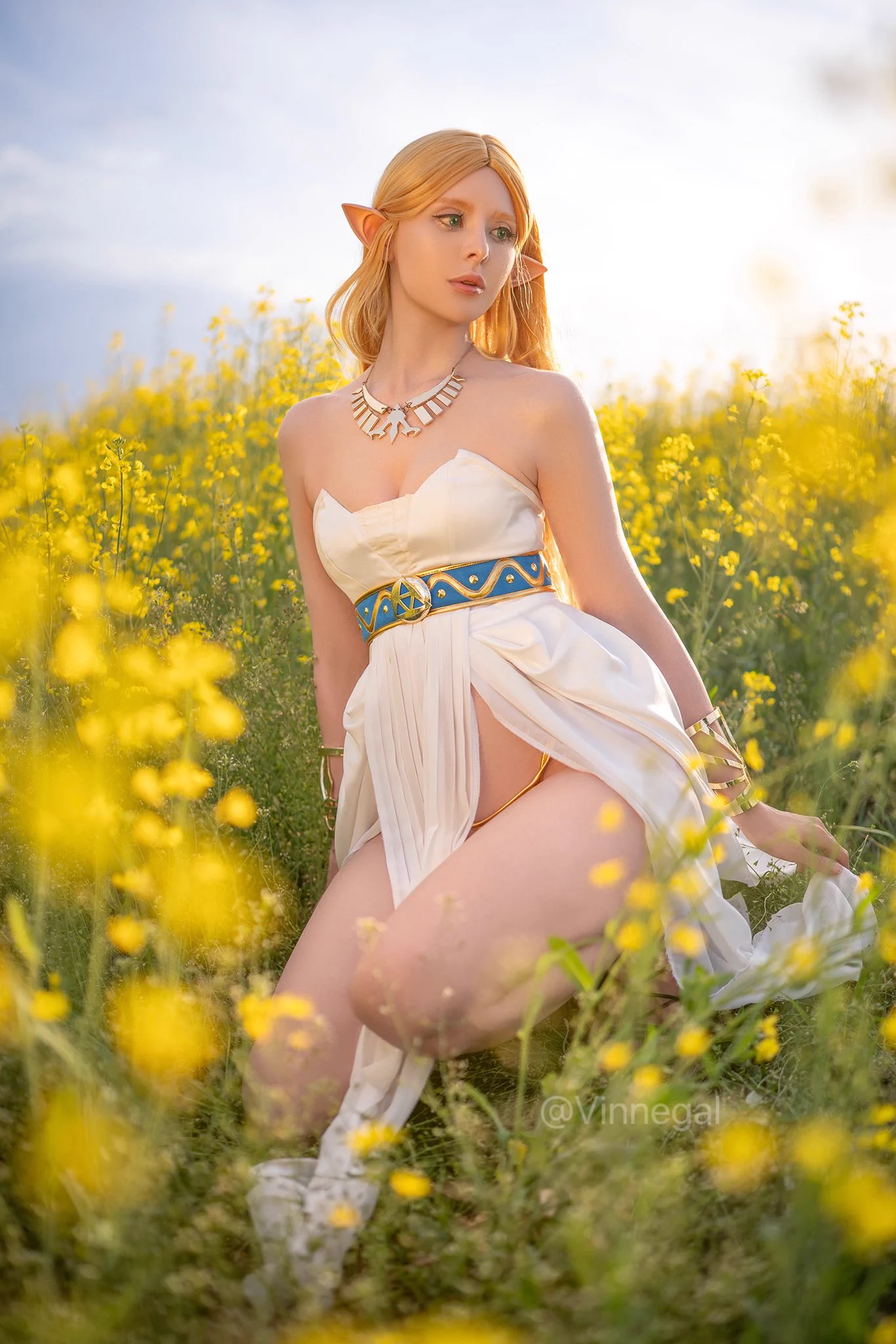 my princess zelda cosplay 💛🌿 https://t.co/Fl7U5vpKZD