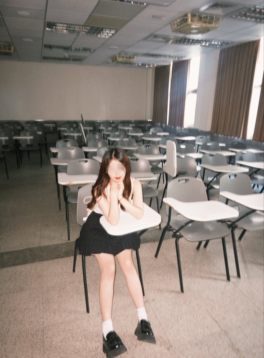 是乖學生吧 https://t.co/qMuOMZ6m8J