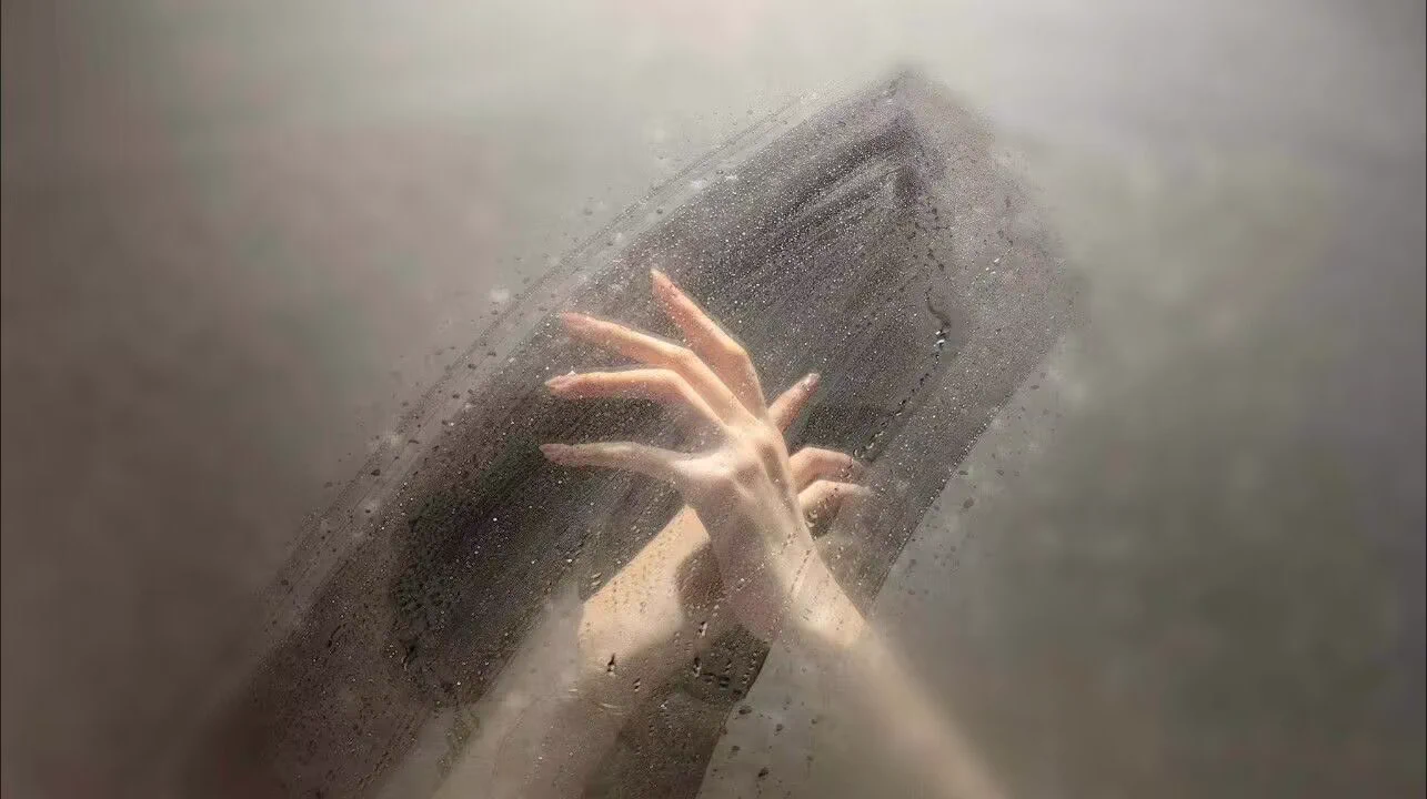 男人的奶子头敏感吗？为啥我一边被他好频率操到情不自禁主动舔他胸膛划过小绿豆他就呻吟得厉害？索性乱舔狂吸他绿豆他就射了呢。。。。。瘫软在我身上直喘粗气，哈哈，满足感也是挺强，谁征服谁呐，呃呃 https://t.co/u443VFfP4P
