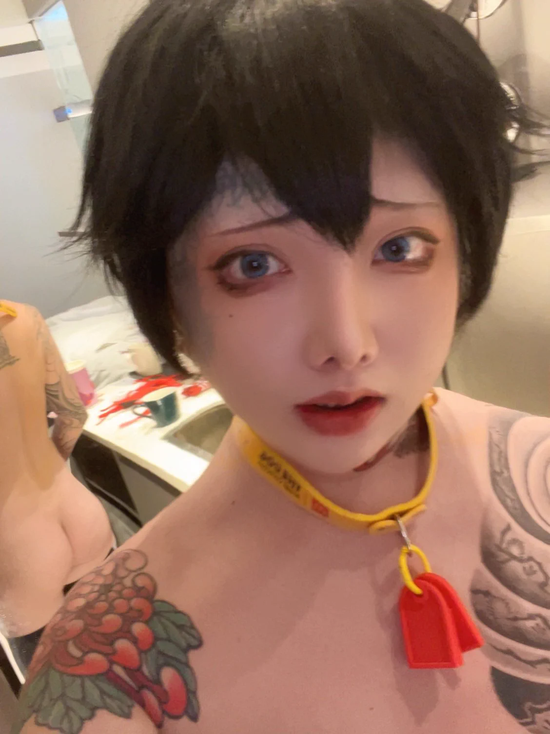 "Hey guys! I got totally clobbered by a bad cold and now I’m stuck in bed feeling like a total couch potato. So this month’s new work is gonna be a little late, but don’t worry! I’ll definitely power through and get it done before the month ends. Wait for my comeback when I’m all healed up!"