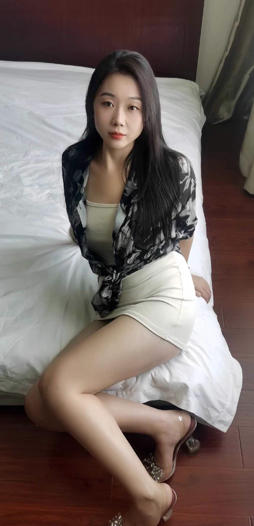 风情美韵大姐身姿绰约十足韵味很引人

进熟女会员群➡️置顶 https://t.co/s31bA1VoUm