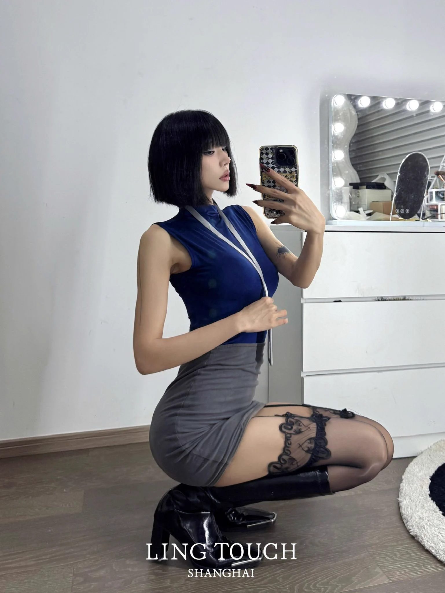 出片还不是轻轻松松

极简不乏味，内敛不局限
如浪漫奏曲般撩拨人心
 
「恋」8D油亮性感爱心刺绣吊带袜
率性和浪漫流露
直达选购📮https://t.co/1HkeKv05zr

#LingTouch #绫丝袜 #绫 #绫天猫旗舰店 #丝袜 #丝袜控 #パンスト #ストッキング https://t.co/AcJq8GJi7F