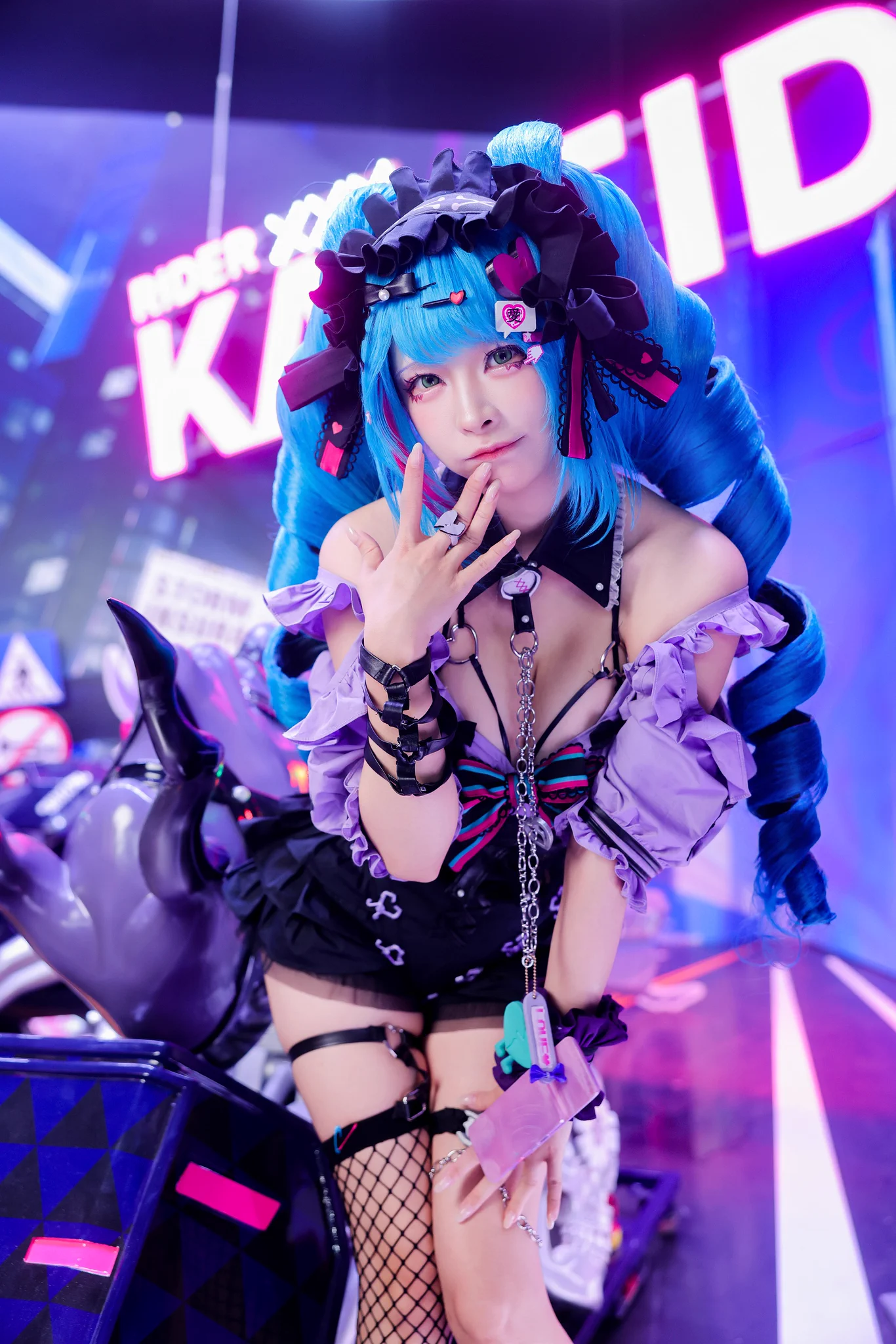 TGS 2日目 チェイシング・カレイドライダー
千葉チュチュちゃん
@ErokoChiba 
#カレイドガチャ #TGS2025 #チェイシング・カレイドライダー https://t.co/8Hk7MGIsfw
