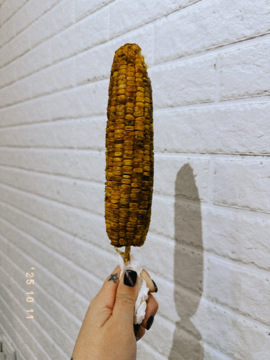 再度使用鈔能力 真的很喜歡吃烤玉米 https://t.co/xtnxwCyFVg