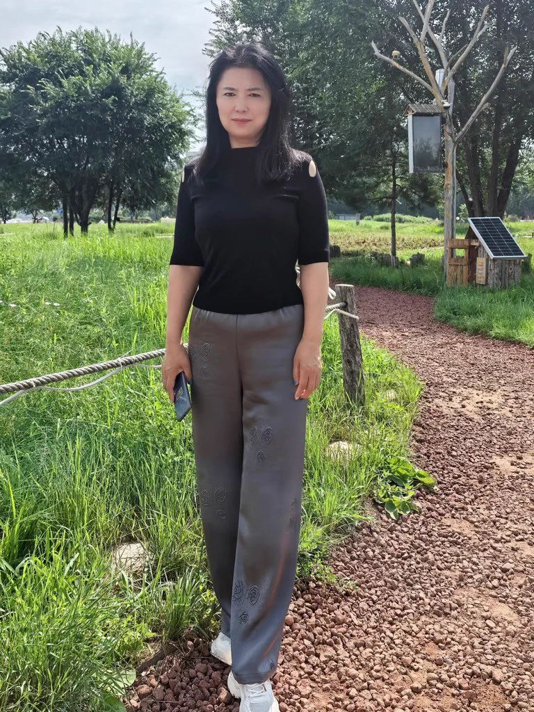 呼和浩特56岁风采依旧的英姨 https://t.co/9OSBwgPaw5