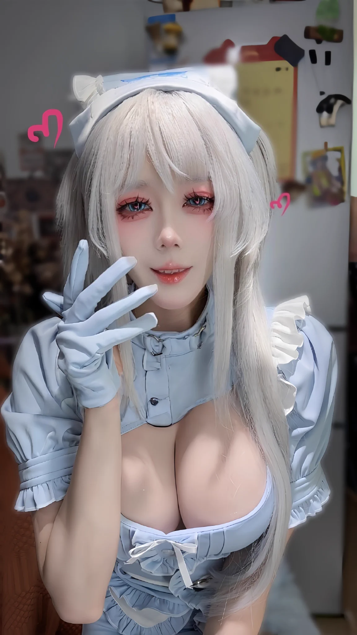 这套准备更新了 亮晶晶的​​✨#cosplay #九言 #cos https://t.co/AcJZtTRm33