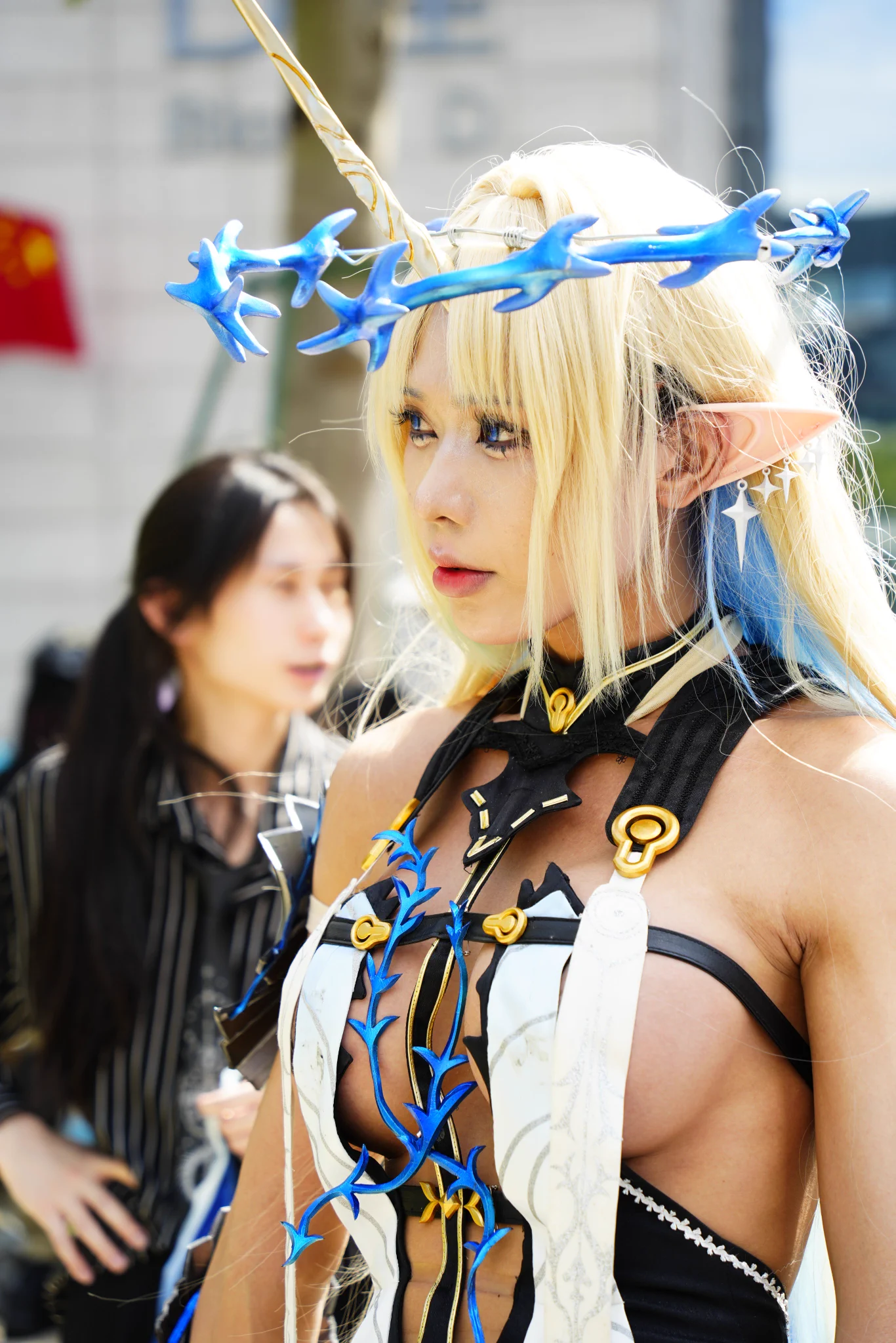 漫展  巨乳coser https://t.co/WqGozK9giA