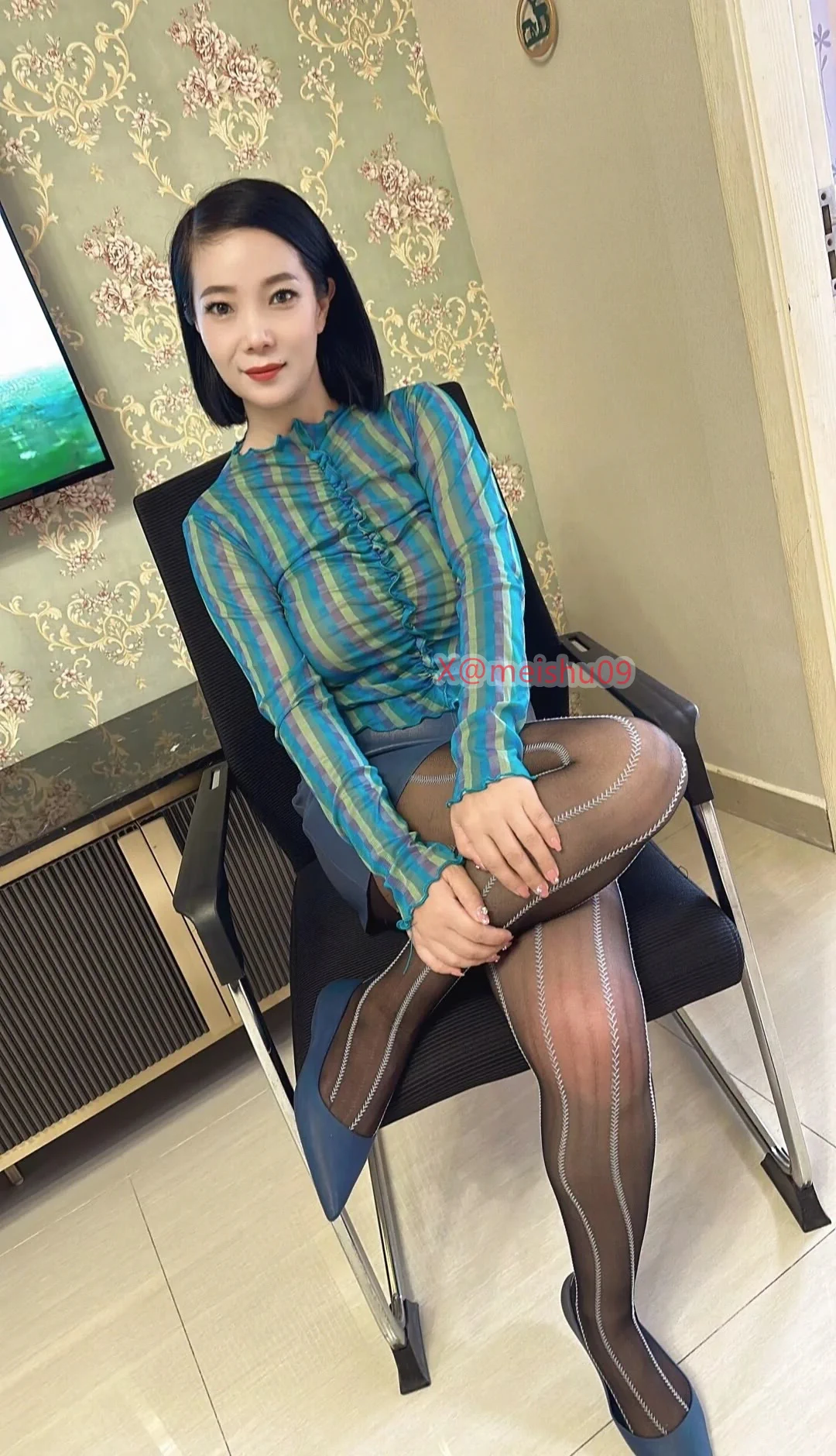 和一些人多关系就像两条平行线，看不清摸不着，一辈子相守相望，却无相交。 https://t.co/KHArG9uSZ3