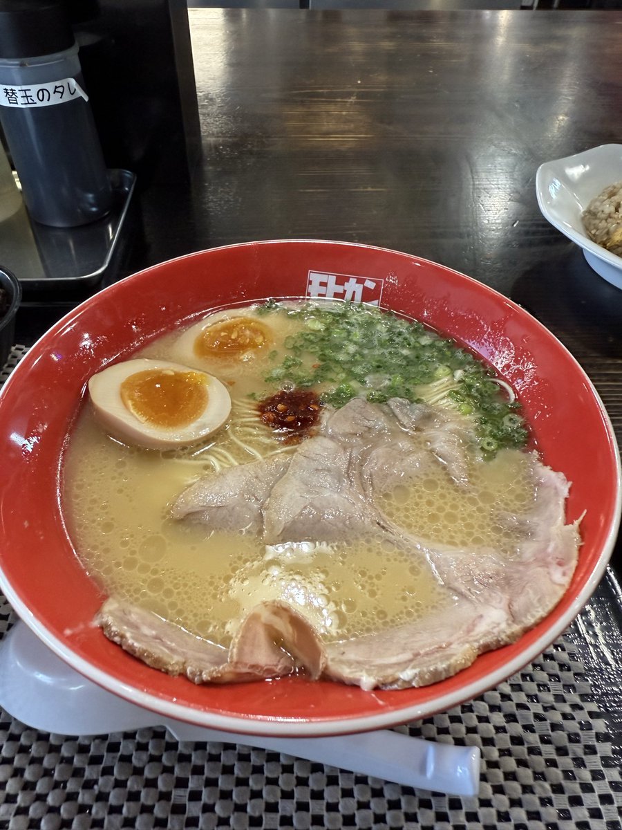 会いにきてくださったみなさんありがとうございました！！
めっちゃ楽しかったです🥰🥰
お昼はモヒカンラーメン！美味しかったーー！！！😘
9.10月は九州のイベント多くて嬉しかったなー！またこれますよーに！！
#pr https://t.co/2m0ox2DCNv