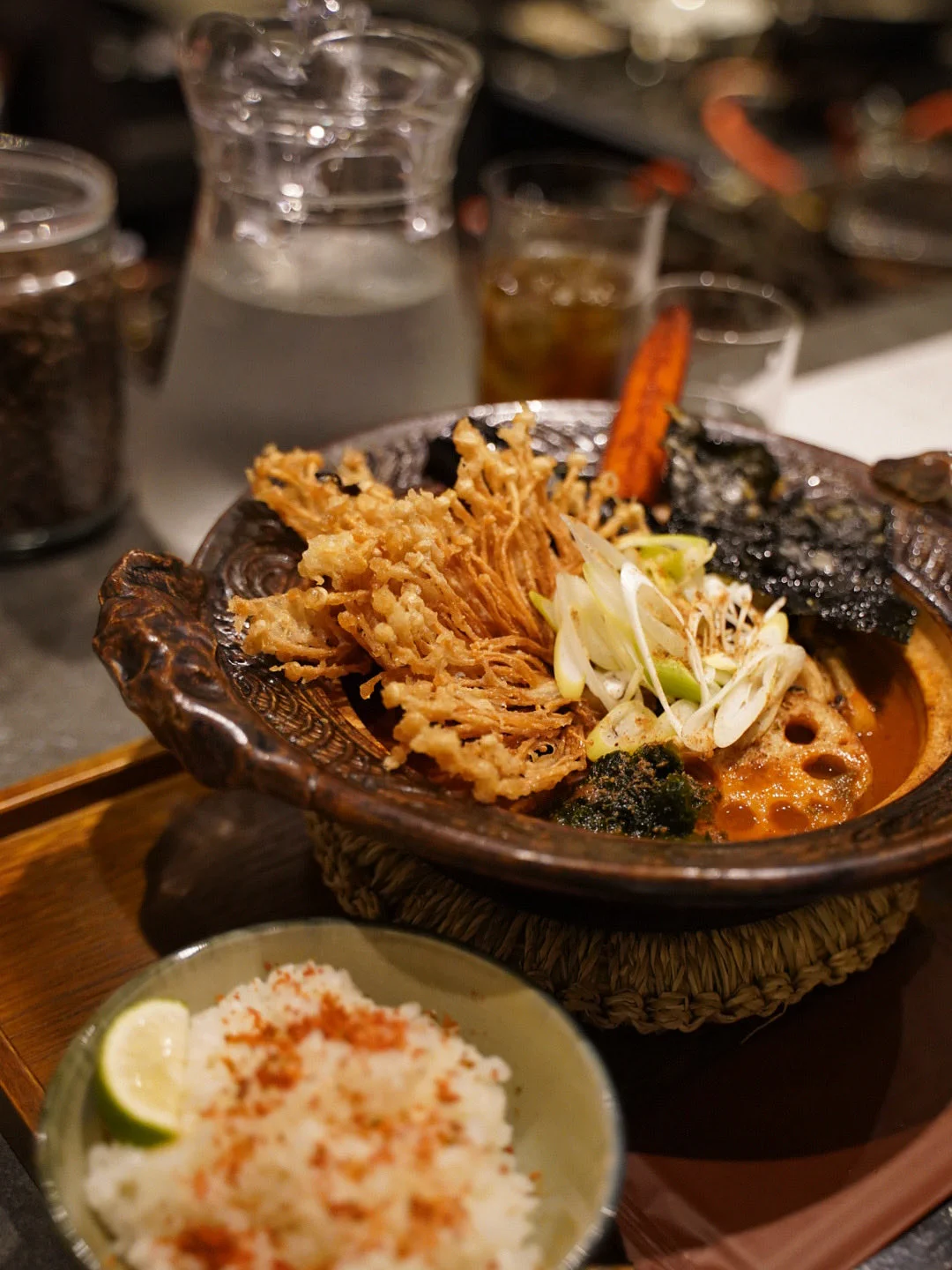 渋谷・松濤に新オープン！「幕末カリー」

土鍋でグツグツ、旬のお野菜が
たっぷり入っていて、
身体の芯からほっと温まる味。
食後の満足感がすごい🍛 https://t.co/q5eZ78AYXE