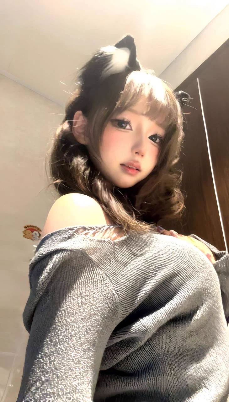 上海猪仔🏠静安 一个羊

SHanghai 小涵宝宝 ✨【超元气cos上线！】✨  

07年二次元少女 知名 漫展coser • 172D+
粉嫩动漫甜心 微博动漫博主 莼欲天花板 
🤍动漫二次元博主 🤍真实抖音网红 🎧
· Cos扮演｜纯情女高｜Jk女大  | 纯慾网红
进入茶茶乌邦帮: https://t.co/EgGgpLNoLy https://t.co/URUfW66qe8