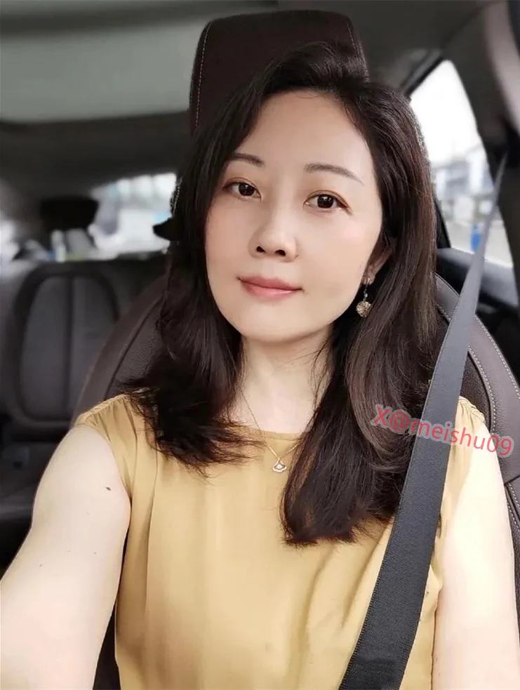 毫无波澜是装的，如果你要我当着你的面说心里话的话，那我会哭的 https://t.co/0YnBIPOwN7