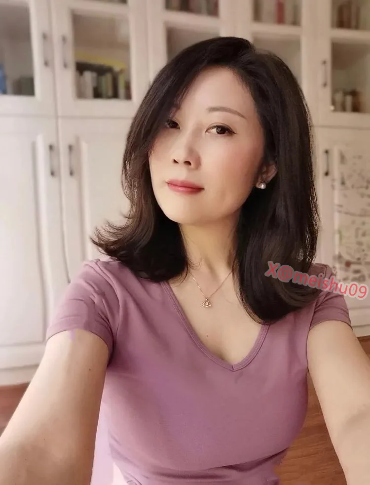 毫无波澜是装的，如果你要我当着你的面说心里话的话，那我会哭的 https://t.co/0YnBIPOwN7