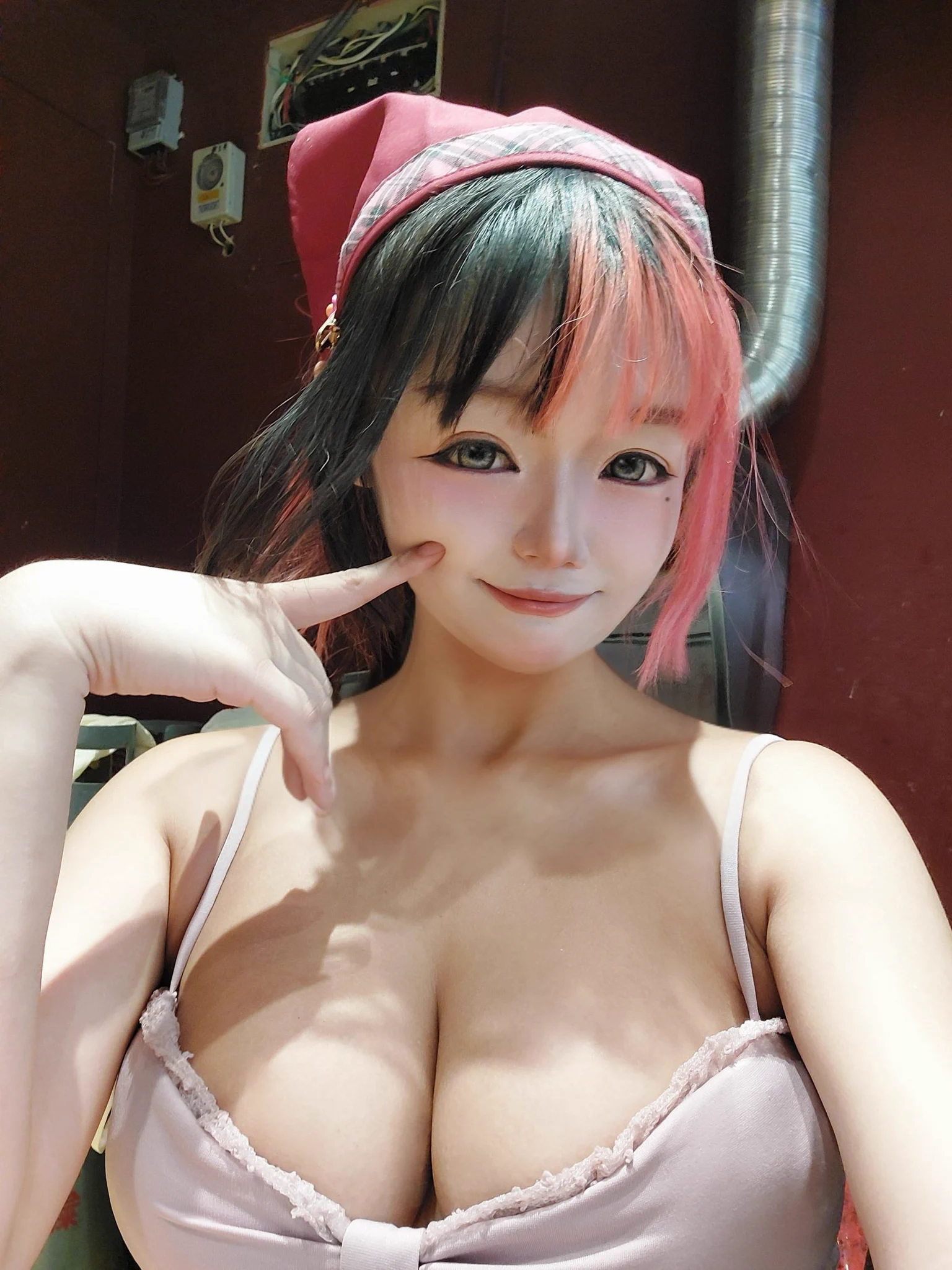 除了禮拜一
每天有開店我都在啦！！
不要再問了哦～乖～～
還有人不知道店名嗎？
火記煎餅果子—中科總店
好吃又好看 聊天聊起來
#等你們探班 https://t.co/SEezvd1CYE