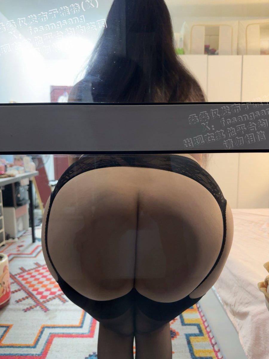 大家最近怎么样呀
带着假期综合征连着上了三天班
肯定是辛苦啦！
今天晚上可以好好休息了哦～

(最近听人说觉得桑桑尺度小，哼！)
这小吗？      这小吗？     这小吗？ https://t.co/M7BR8fDGQg