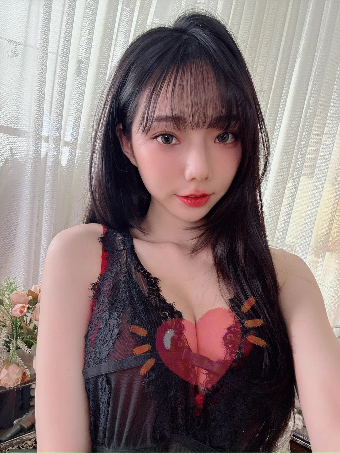 有看見我的心在跳嗎💓
Likey限定上架新作🔥收藏就可以直接下載原圖當桌布！

訂閱看無遮版⬇️
https://t.co/tkL975tjEI
🎀更多高清原圖下載
https://t.co/vTbGglUlpp https://t.co/39YHmf3N2N