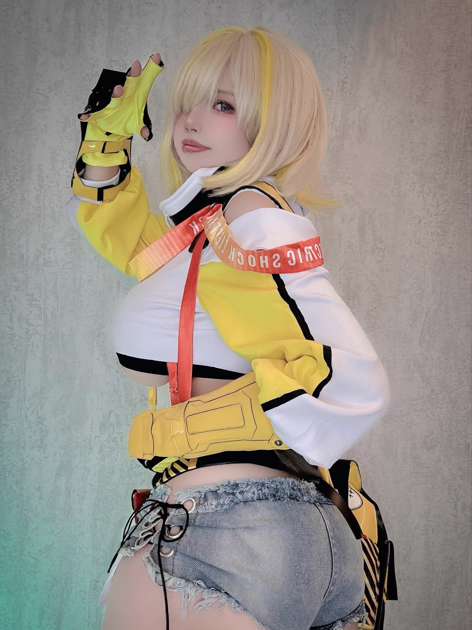 芸術は爆破ですぞ！ https://t.co/IFbUmetJGb