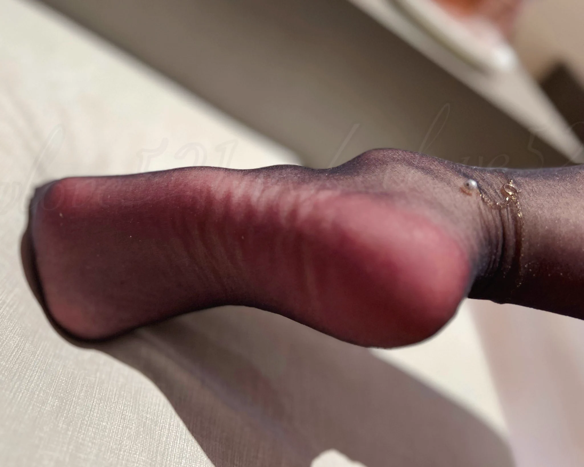 吃蛋糕喽，记得把🦶👅干净 https://t.co/7IQaBppHND