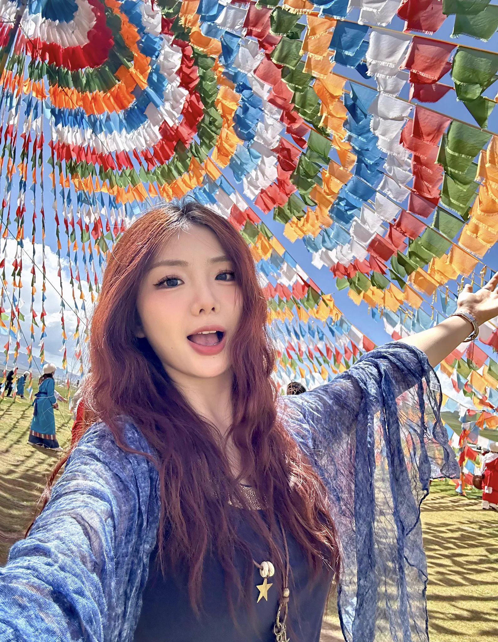 绿王八投稿未婚妻
越到婚礼将近，心中的绿瘾越是难以抑制。想趁着彻底拥有她之前，把她的美贡出来，供大家欣赏。 https://t.co/o8ZLmE2rKQ