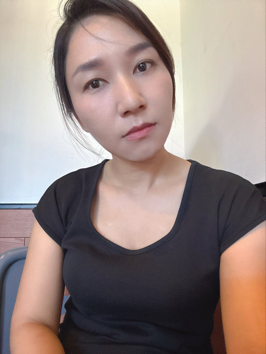 晚安😴
玩具發洩情緒！
等等要野外露出 https://t.co/VTO92n3t15