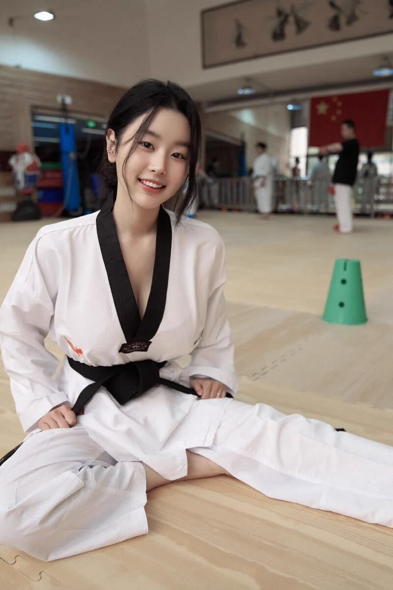 上海童颜巨乳04年跆拳道助教🦜英语六级无障碍交流认准手机尾号8122其他都是假冒SM轻中重✅🐍吻✅69 ✅🚗震  ✅登记✅代开✅足交
身高172cm体重55kg胸围G 

咨询👇
🐧：2533563126
🛰️：sgh689745
✈️：https://t.co/lO85lsj861
看照门槛🚪100（永久有效）备注zfb口令🧧添➕✈️ https://t.co/YmZiW1YfCw https://t.co/BfaXd0frvi