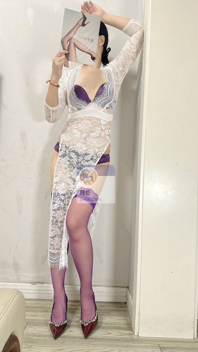 假如让你打劫嫂子，你是想劫财呢，还是想劫色啊！ https://t.co/BukgvxU6vu