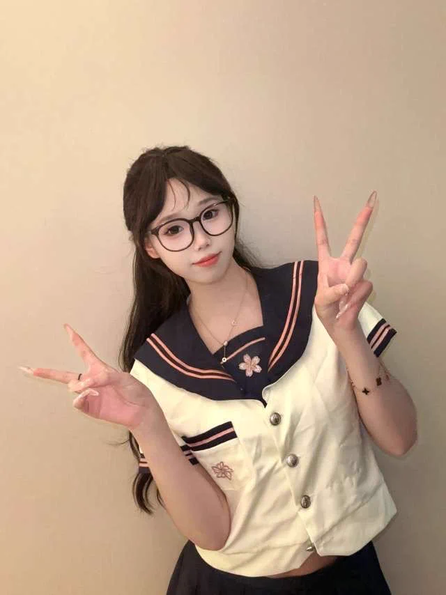今日推荐🌟🌟🌟
🌸坐标：#广州
🌸年龄：06
🌸身高：163
🌸体重：90
🌸🐻：  C
学妹萝莉，声音好听，纯欲感天菜，活泼开朗，双商高，甜美可爱零风尘

Q🐧：1950043544
V🛰️：comeon979797

💖门槛88r开路（加我备注口令）💖
⚡已过多位博主推荐，放心下单⚡
https://t.co/G6IYiYsnc9 https://t.co/H08iFc8Yav