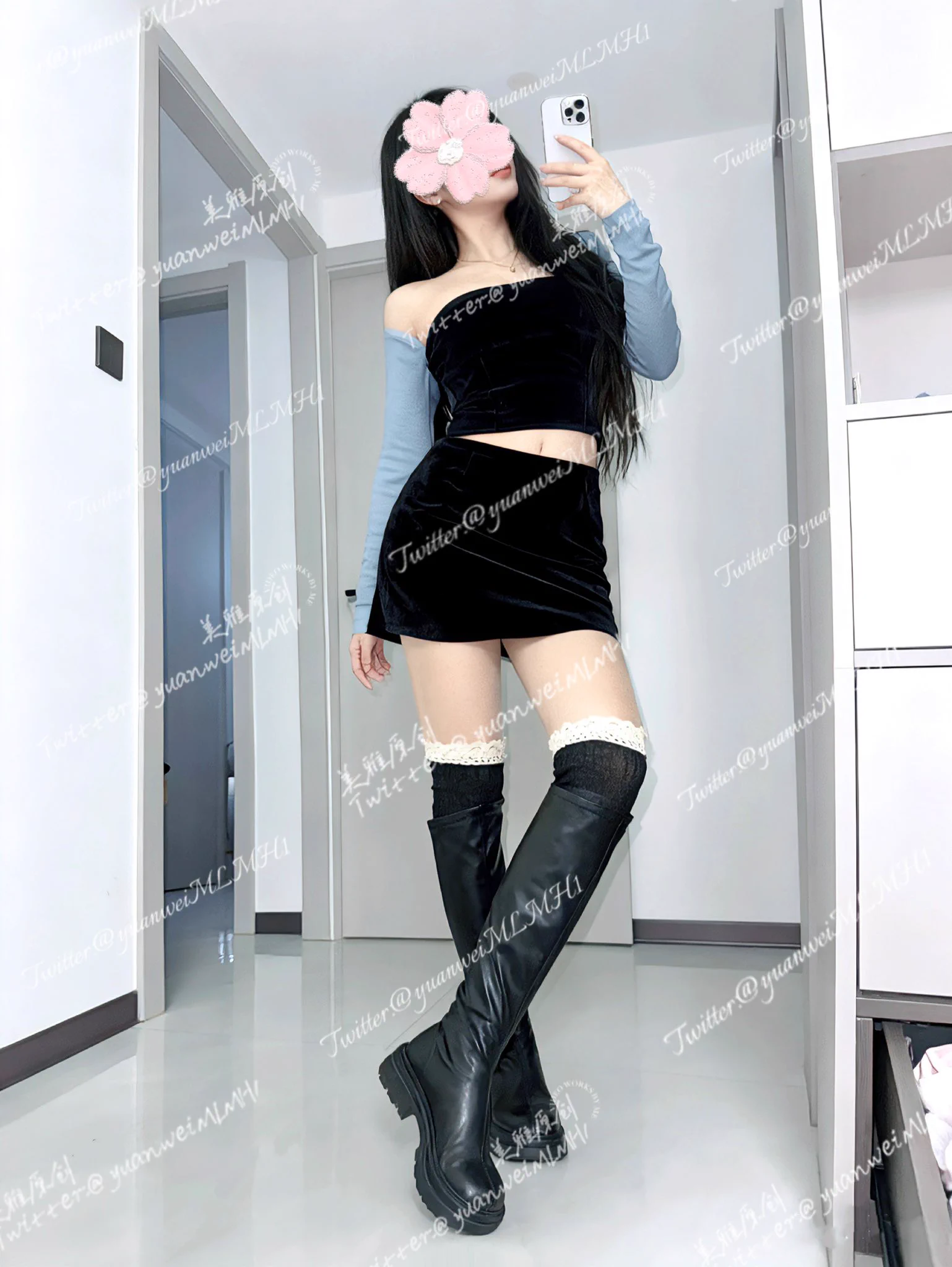 这雨是包月了吧？下了快一个月还没停！早上冻得想翻厚袜子，一打开全是没洗的，人麻了… https://t.co/AhLve4nFNF
