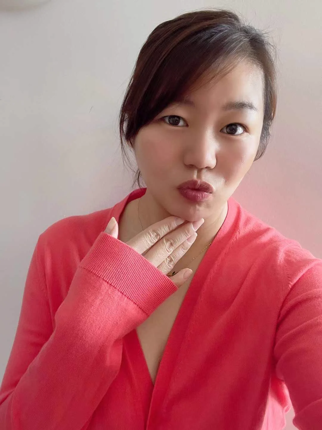 绿王八投稿女友 很丑 可以无底线的辱骂 https://t.co/XbEiCS2wmI