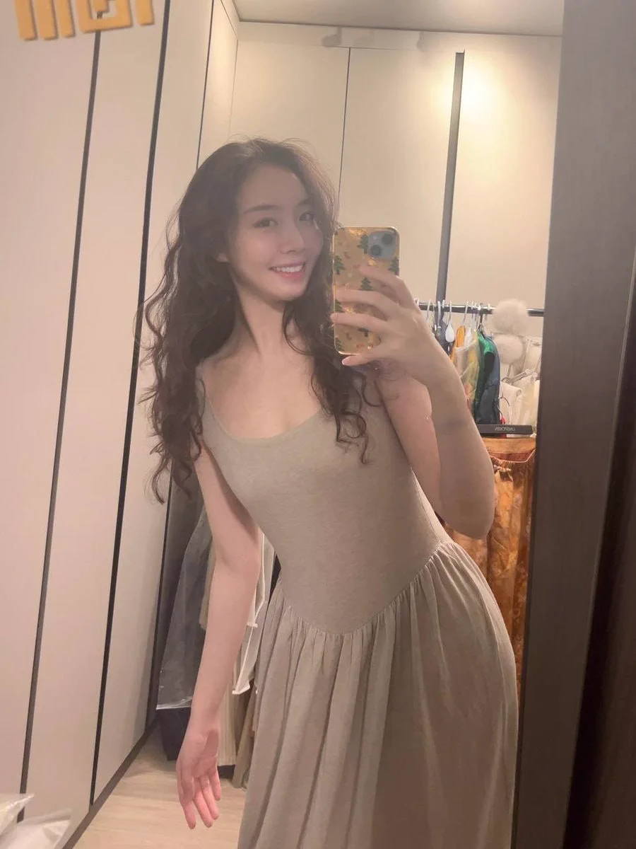闺蜜要和我前男友结婚了？行吧，说明我这儿是优秀男友培训基地~

姐有颜有身材，正单身上市…比他高、比他帅、比他靠谱的现在可以排队了，先到先得哈！！！

婚礼我一定盛装出席，让某些人知道…他错过的，是别人梦寐以求的～ https://t.co/aE8JhTPSrK