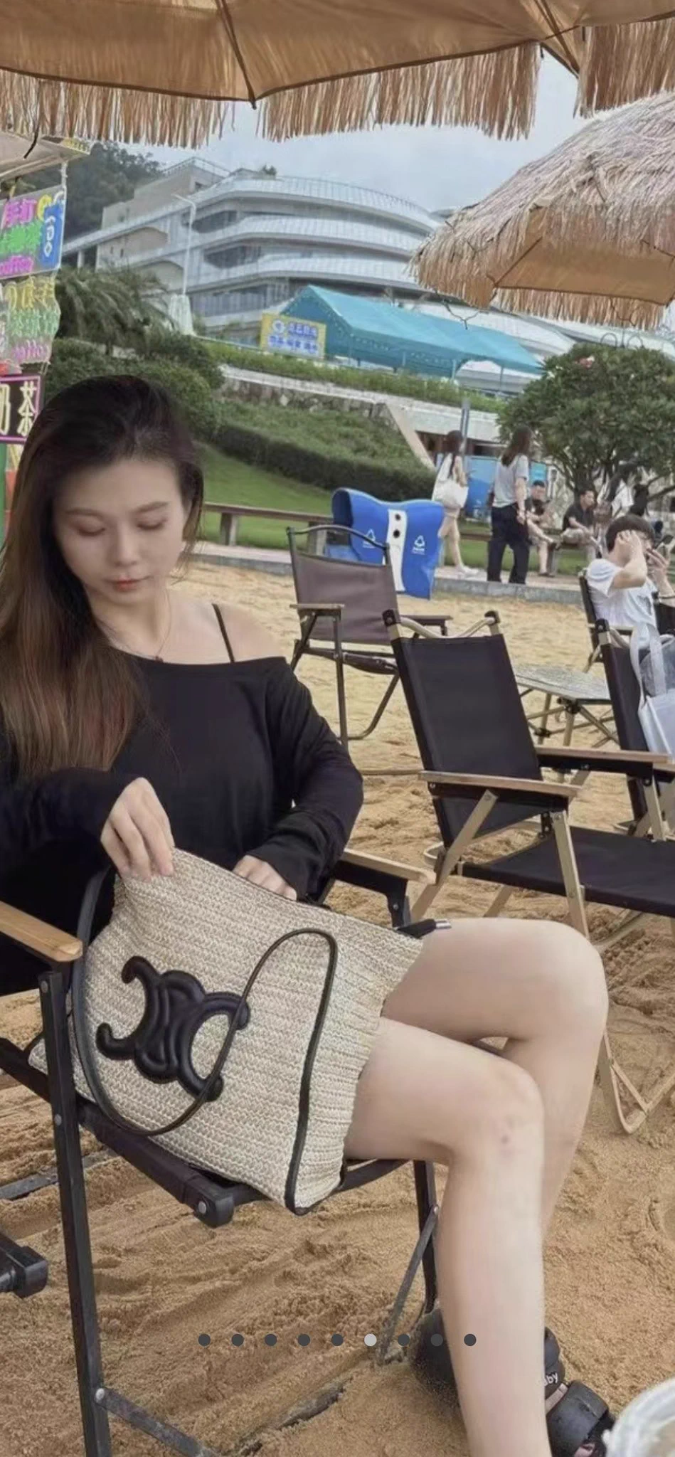 推友投稿好兄弟老婆
一直很喜欢他老婆 ，每天晚上都幻想她老婆打飞机 ，每次约我兄弟都是为了见到她，她是个高中老师。 https://t.co/1ntVImx9sx
